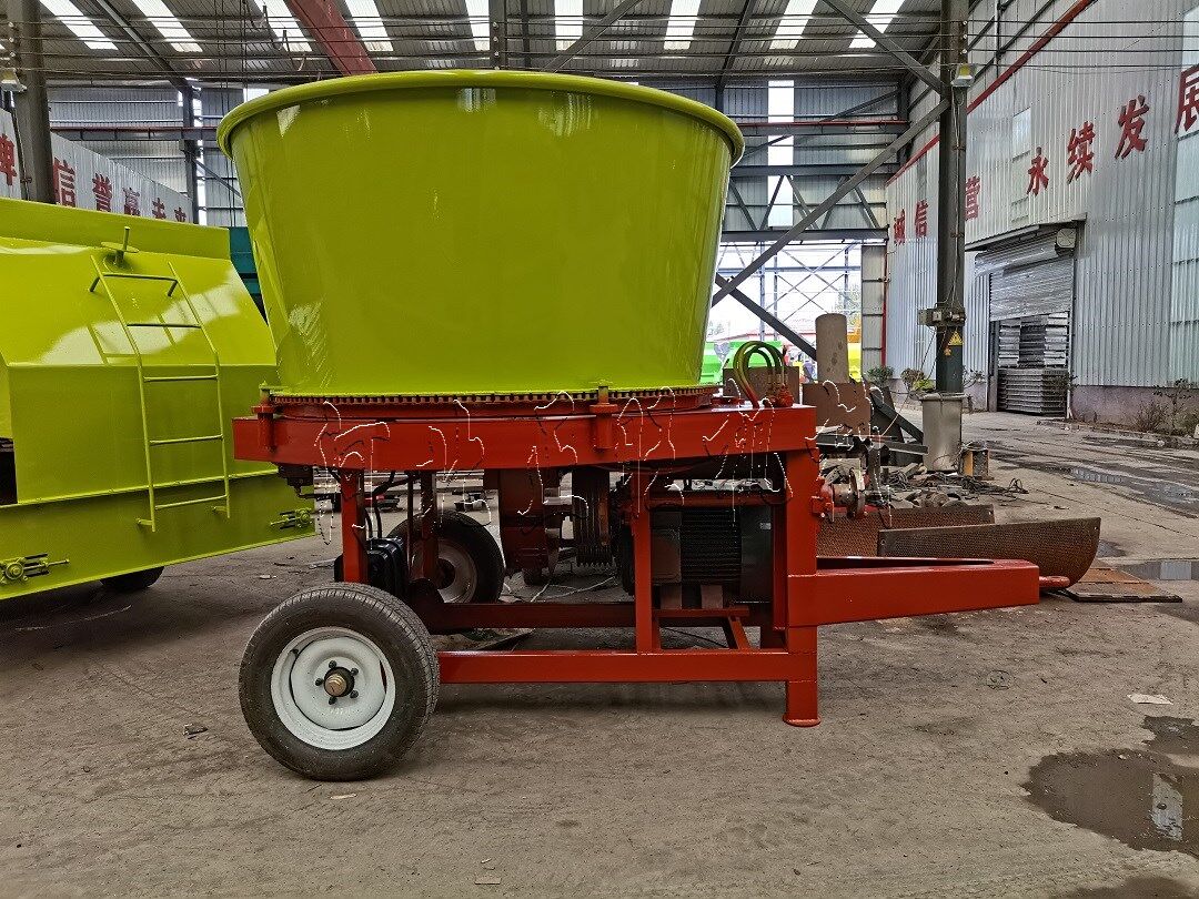 100型秸稈粉碎機