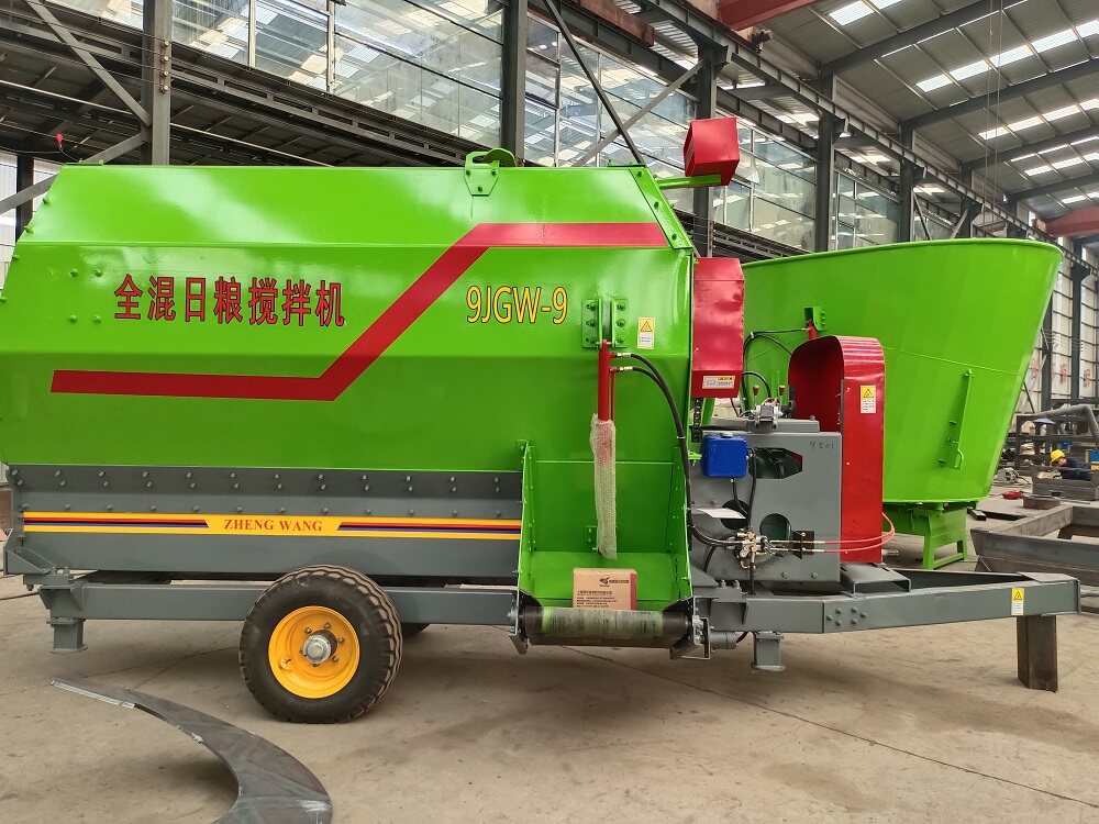 9方牽引式拆裝版私聊攪拌機內蒙牧場試機